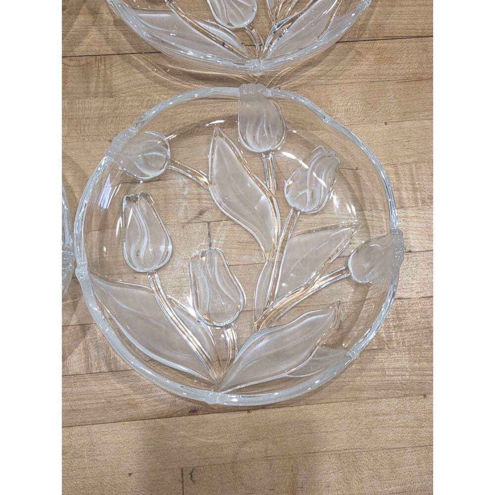 Vintage Walther Glas Mikasa Tulips Satin Frosted Glass 7.5 Inch Plates Set of 4